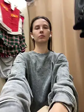 Snapshot of LAUREL_HAZEL chatting on February 2025 04:10:02 PM LAUREL HAZEL online show from February 2025 04:10:02 PM