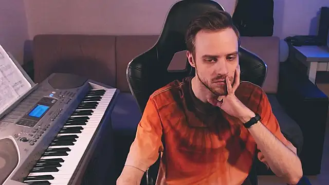 Sweetparker online show from April 2026 05:29:01 PM