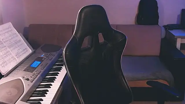 Sweetparker online show from April 2026 10:32:01 PM