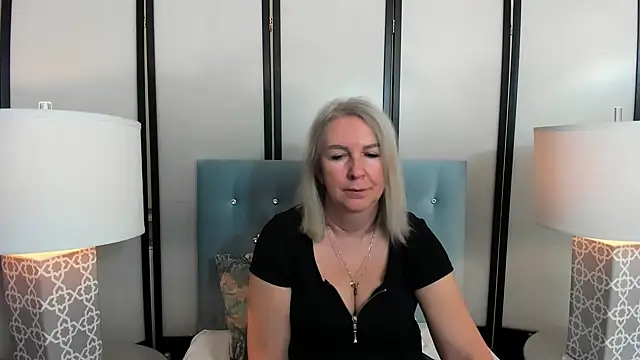 Snapshot of EricaTop chatting on December 2024 05:50:02 AM EricaTop online show from December 2024 05:50:02 AM