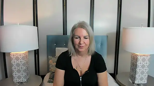 Snapshot of EricaTop chatting on February 2025 05:42:01 PM EricaTop online show from February 2025 05:42:01 PM