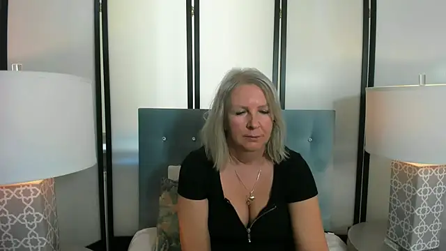 Snapshot of EricaTop chatting on February 2025 09:26:02 AM EricaTop online show from February 2025 09:26:02 AM