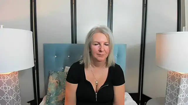 Snapshot of EricaTop chatting on February 2025 07:48:02 PM EricaTop online show from February 2025 07:48:02 PM