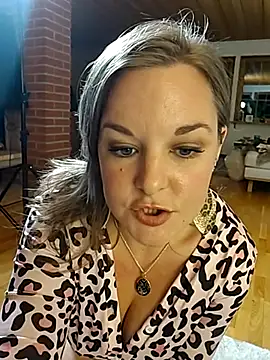 Snapshot of SwedishJennifer chatting on November 2025 03:38:02 PM SwedishJennifer online show from November 2025 03:38:02 PM