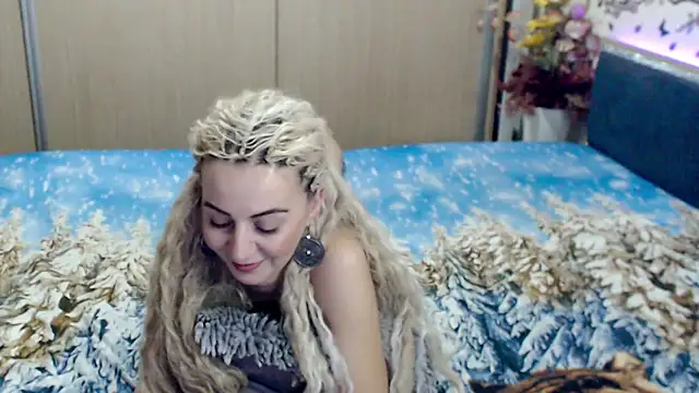 Snapshot of MirabelaSweet chatting on March 2025 09:49:02 AM MirabelaSweet online show from March 2025 09:49:02 AM