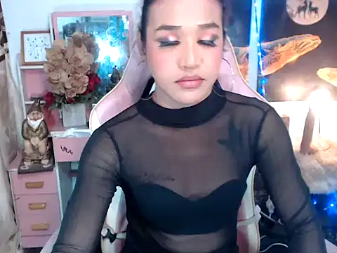 Snapshot of AsianMariaTs chatting on October 2025 02:28:02 PM AsianMariaTs online show from October 2025 02:28:02 PM