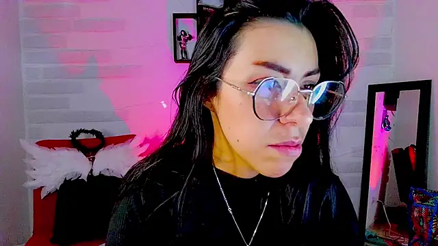 sky girl1 online show from November 2025 03:05:02 AM