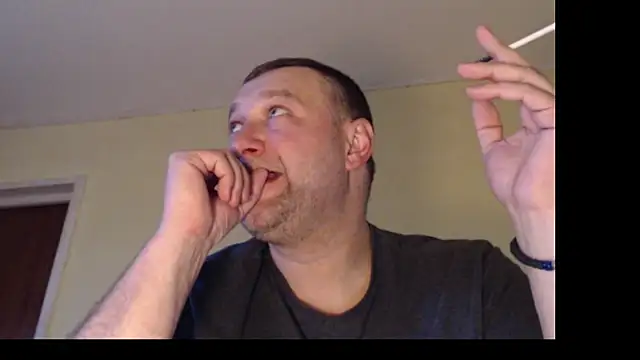 nadir sinz online show from April 2026 01:50:01 PM