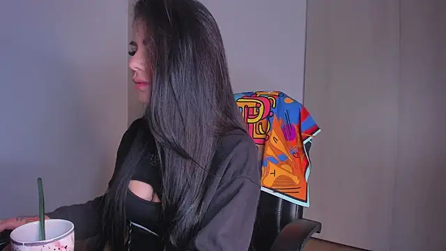 Lisegg  online show from November 2025 10:59:02 AM