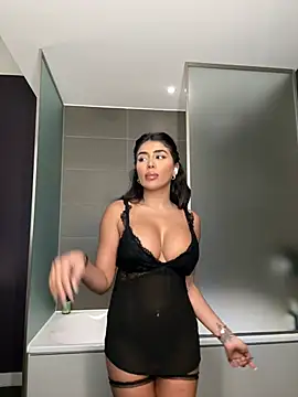 Snapshot of ArabicBarbie chatting on January 2025 11:08:01 PM ArabicBarbie online show from January 2025 11:08:01 PM