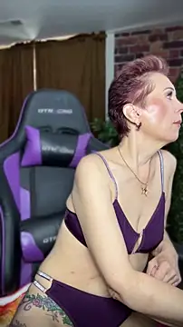 RubyLynne online show from April 2026 07:42:01 PM