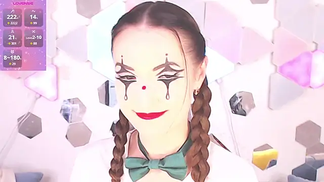 Snapshot of LexiKiss chatting on September 2025 06:18:02 AM LexiKiss online show from September 2025 06:18:02 AM