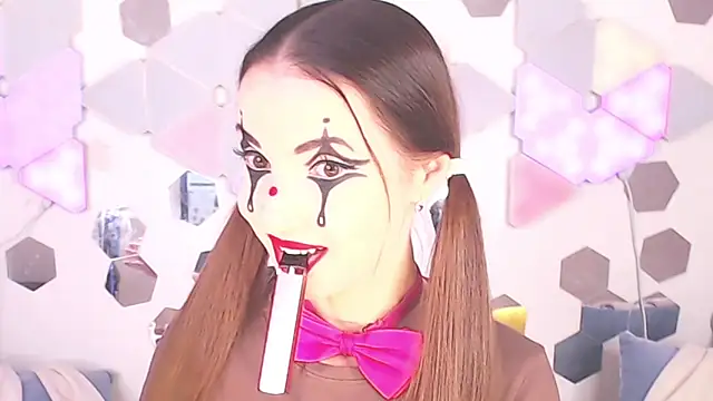 Snapshot of LexiKiss chatting on November 2025 11:25:01 PM LexiKiss online show from November 2025 11:25:01 PM