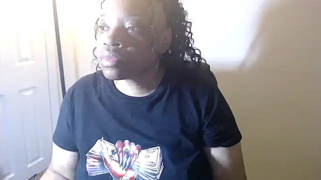 Snapshot of Sexymona1218 chatting on June 2026 04:59:02 AM Sexymona1218 online show from June 2026 04:59:02 AM