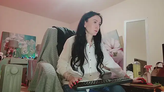 lara heaven online show from February 2026 10:40:02 AM