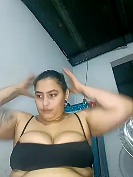 xandra252 online show from May 2026 06:42:01 AM