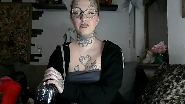 RoxxyInk online show from February 2026 02:37:02 AM