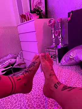  MelinaCurves  online show from November 2025 09:14:01 PM