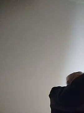 Biknight online show from February 2026 12:37:01 PM