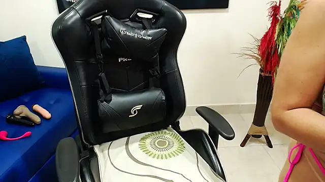 Tamara Luaren online show from March 2026 04:46:02 PM