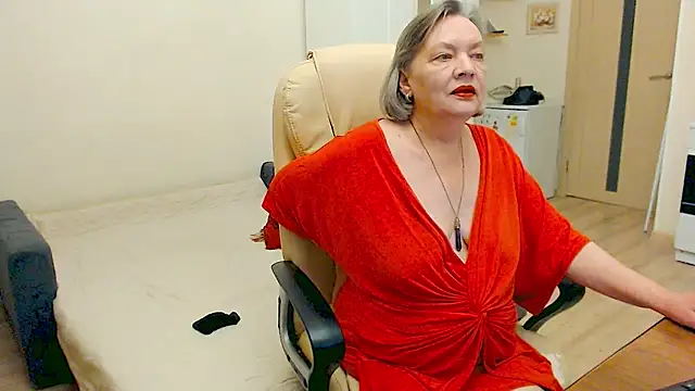 Snapshot of MomJaneSex chatting on September 2025 09:52:02 PM MomJaneSex online show from September 2025 09:52:02 PM