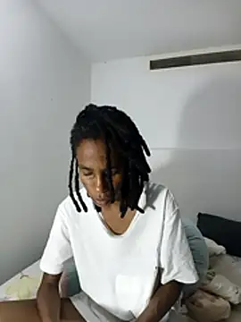 Snapshot of africa_deluxe chatting on November 2025 11:41:01 PM africa deluxe online show from November 2025 11:41:01 PM