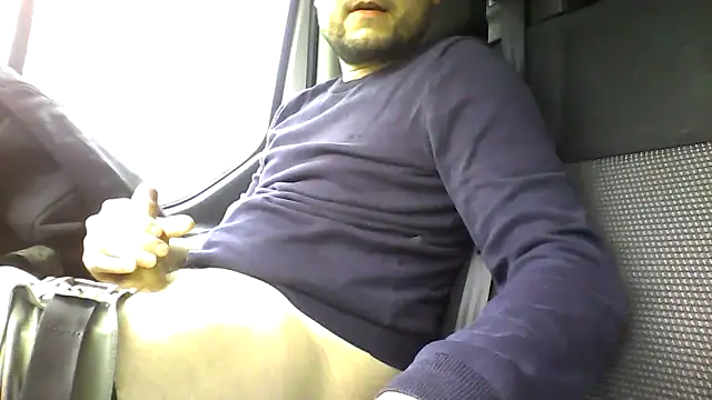 Menic0n online show from February 2026 02:57:02 PM