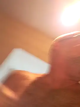 Snapshot of AnnakondaHF chatting on September 2025 02:41:01 PM AnnakondaHF online show from September 2025 02:41:01 PM