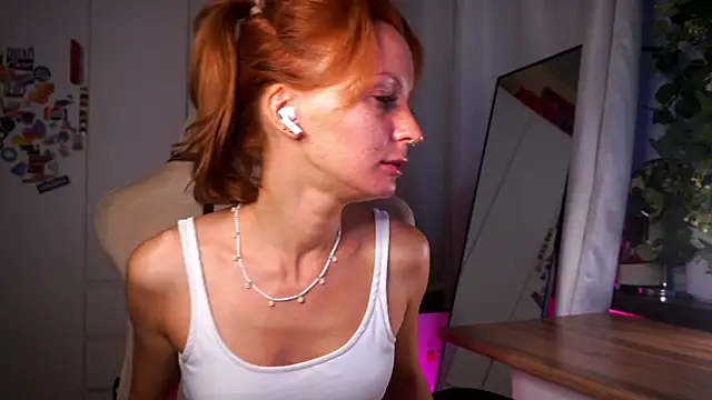 Liuba Fox online show from June 2026 07:09:01 PM