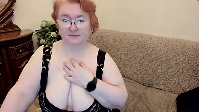 Snapshot of leiamillersonn chatting on December 2025 06:12:02 AM leiamillersonn online show from December 2025 06:12:02 AM