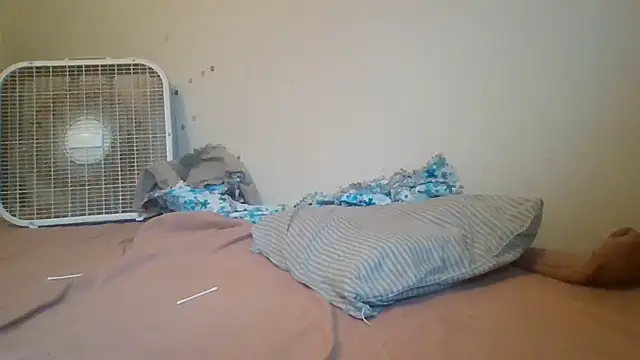 starlight1983 online show from July 2026 03:18:02 PM