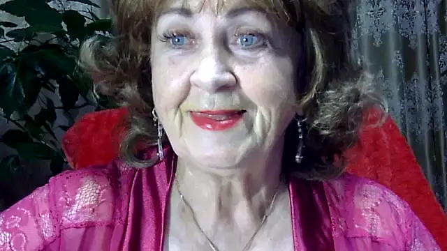 Emma52610 online show from November 2025 07:18:02 AM