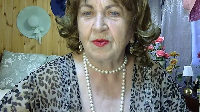 Snapshot of Emma52610 chatting on June 2026 11:36:02 AM Emma52610 online show from June 2026 11:36:02 AM