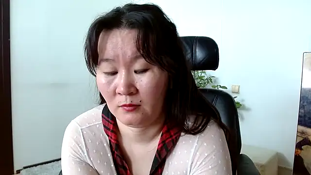 Akira xx online show from March 2025 04:27:01 AM