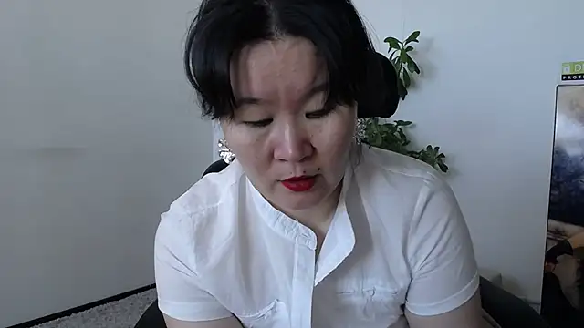 Akira xx online show from October 2025 02:23:02 AM