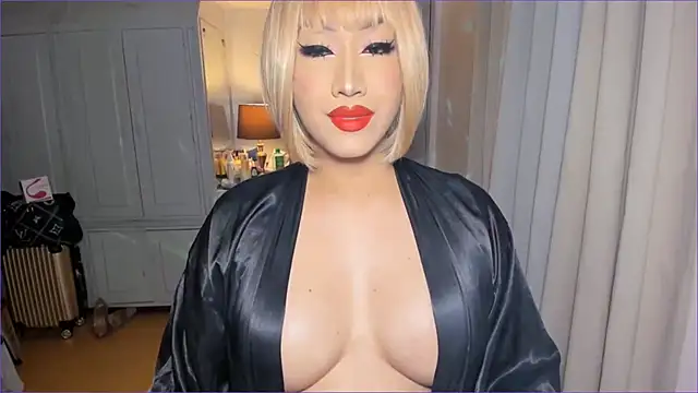 AliciaGundersen online show from September 2025 05:46:02 PM