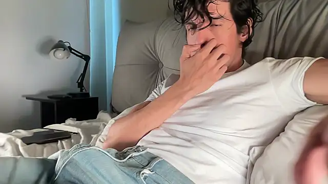 beranco19 online show from April 2026 06:56:02 PM