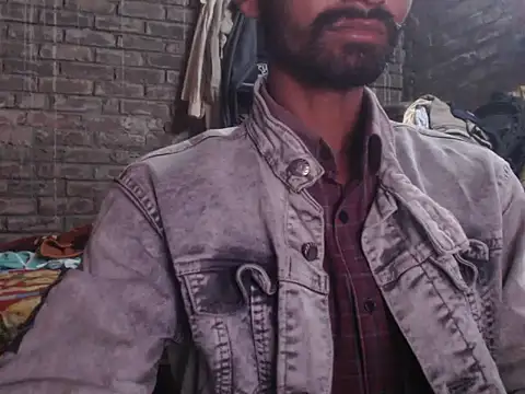 ThethunderPo online show from November 2025 02:41:02 PM