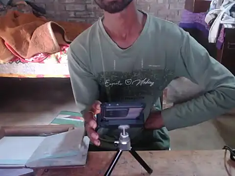 ThethunderPo online show from March 2026 05:41:01 AM