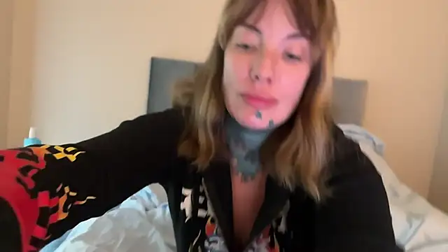 Snapshot of airgeadx chatting on November 2025 07:41:02 PM airgeadx online show from November 2025 07:41:02 PM