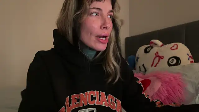 airgeadx online show from April 2026 10:51:01 PM