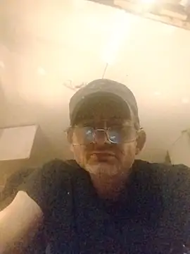 ROBERT0516 online show from January 2026 06:18:02 AM