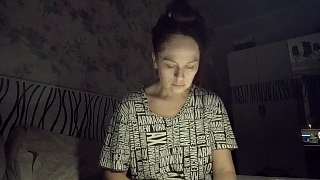 LindaStarS online show from January 2026 07:06:02 PM