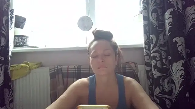 LindaStarS online show from February 2026 06:02:01 AM