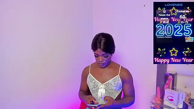 Snapshot of latinwondercockts chatting on February 2025 04:22:02 AM latinwondercockts online show from February 2025 04:22:02 AM