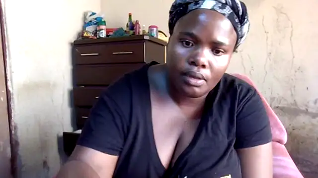 Snapshot of sexybigboobz chatting on November 2025 06:05:02 AM sexybigboobz online show from November 2025 06:05:02 AM