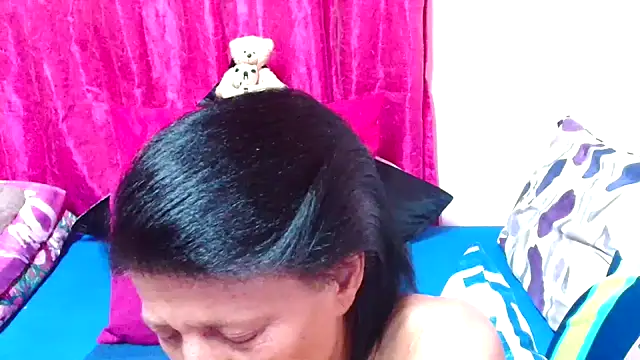 SLUTTYROXY online show from December 2025 07:10:02 PM