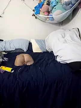 Snapshot of UncutHammer69 chatting on December 2024 03:58:01 PM UncutHammer69 online show from December 2024 03:58:01 PM