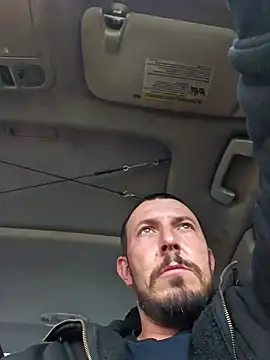 Snapshot of UncutHammer69 chatting on December 2024 09:55:02 PM UncutHammer69 online show from December 2024 09:55:02 PM