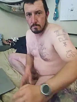 Snapshot of UncutHammer69 chatting on February 2025 08:34:02 PM UncutHammer69 online show from February 2025 08:34:02 PM